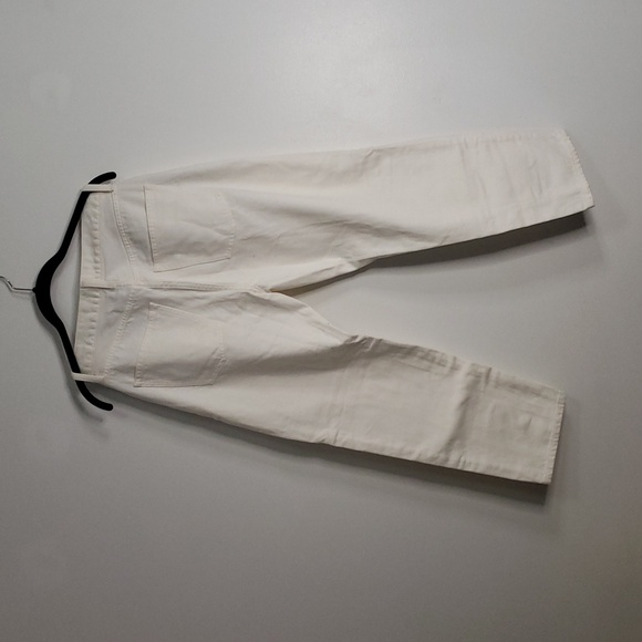 Uniqlo relaxed fit, tapered, mid rise white jeans size 23 - Picture 3 of 5